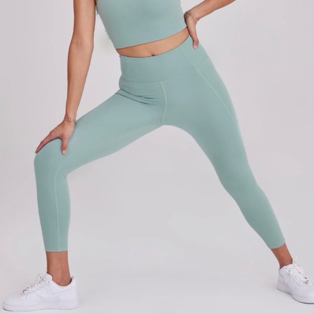 Girlfriend Collective Pond Compressive High Rise Leggings Size Small EUC